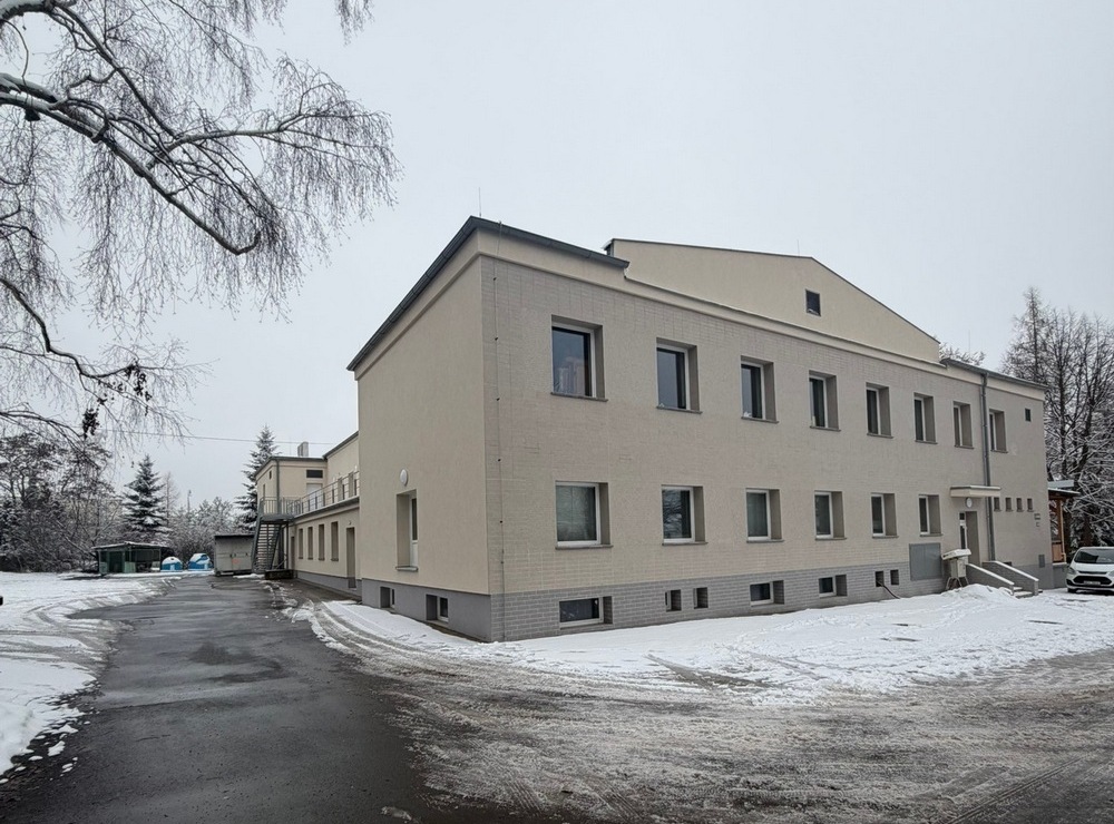 Občanské a administrativní stavby